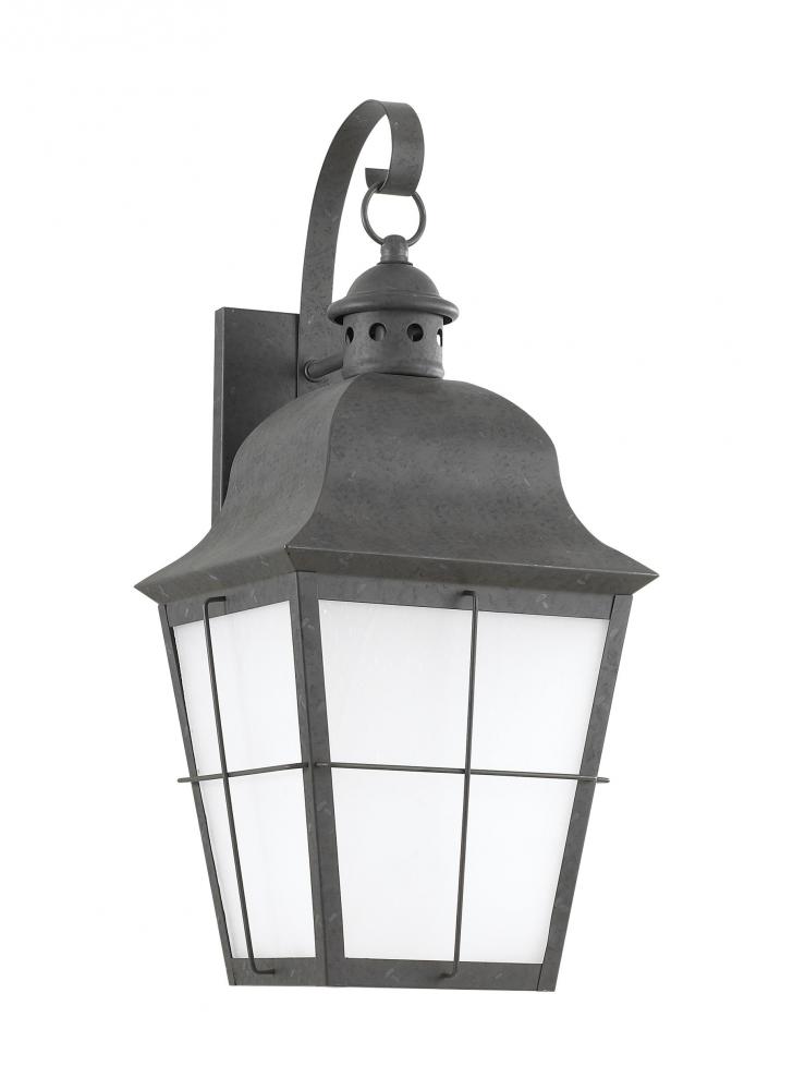 Chatham traditional 1-light large outdoor exterior wall lantern sconce in oxidized bronze finish wit